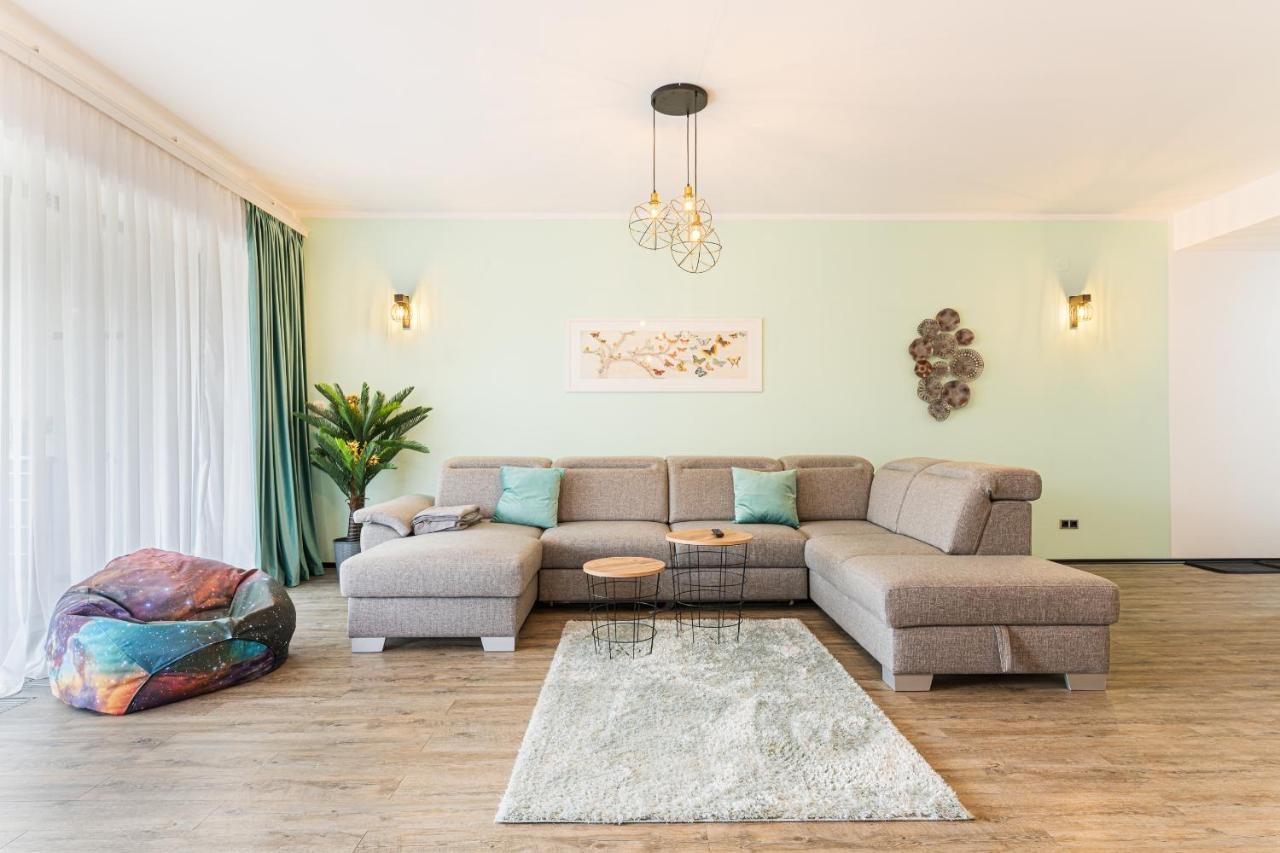 Fabulous Panorama Silver Mountain Apartments 포이아나브라소프 외부 사진